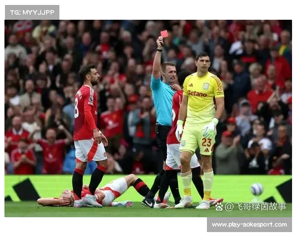 欧冠关键战裁判判罚引发争议 裁判压力大成焦点问题 欧冠关键战裁判判罚引发争议 裁判压力大成焦点问题